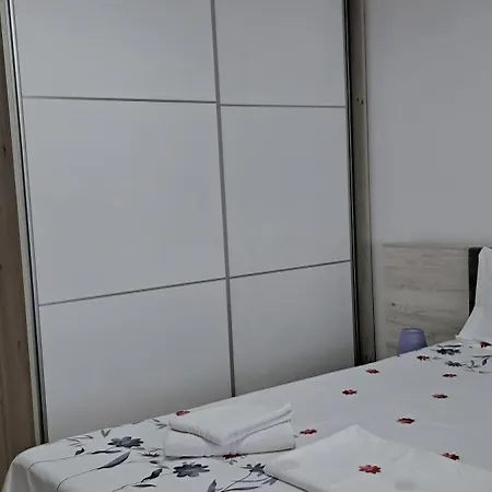 Apartment Mamaia Sky 2023 *